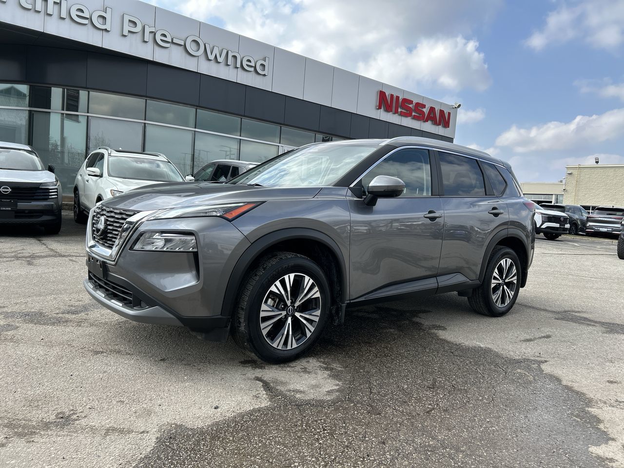2023 Nissan Rogue in Mississauga, Ontario