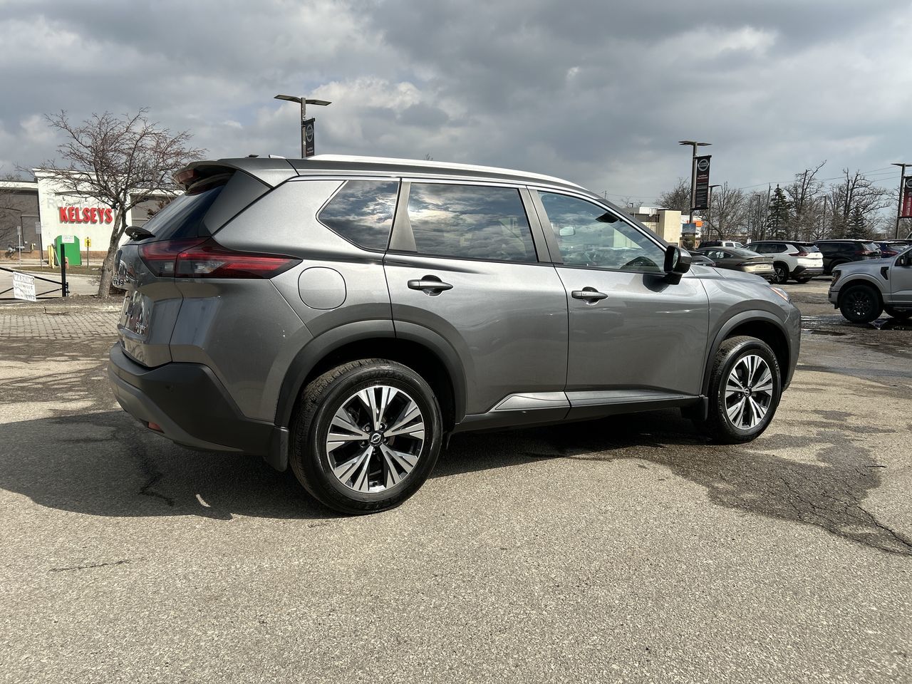 2023 Nissan Rogue in Mississauga, Ontario