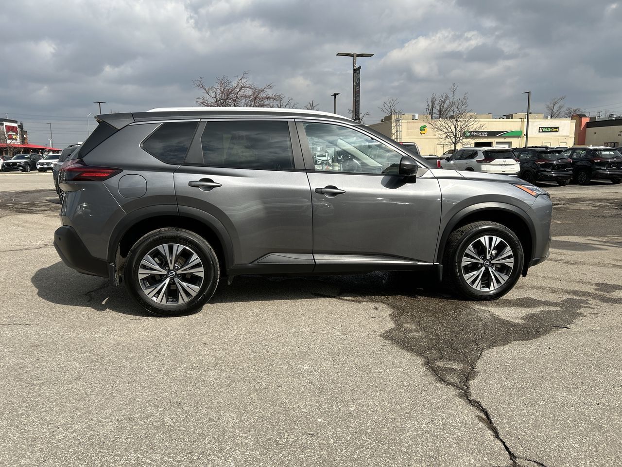 2023 Nissan Rogue in Mississauga, Ontario