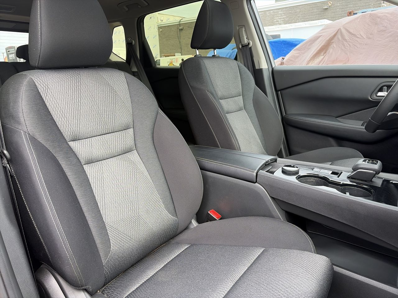 2024 Nissan Rogue in Mississauga, Ontario