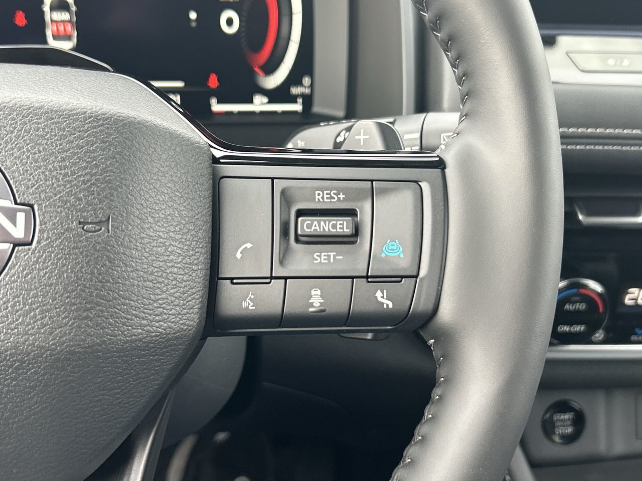 2025 Nissan Rogue in Mississauga, Ontario