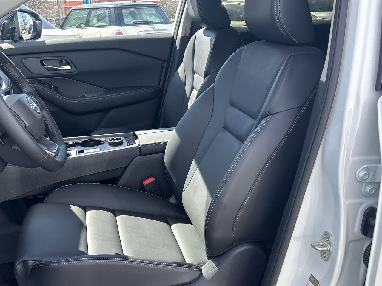 2025 Nissan Rogue in Mississauga, Ontario