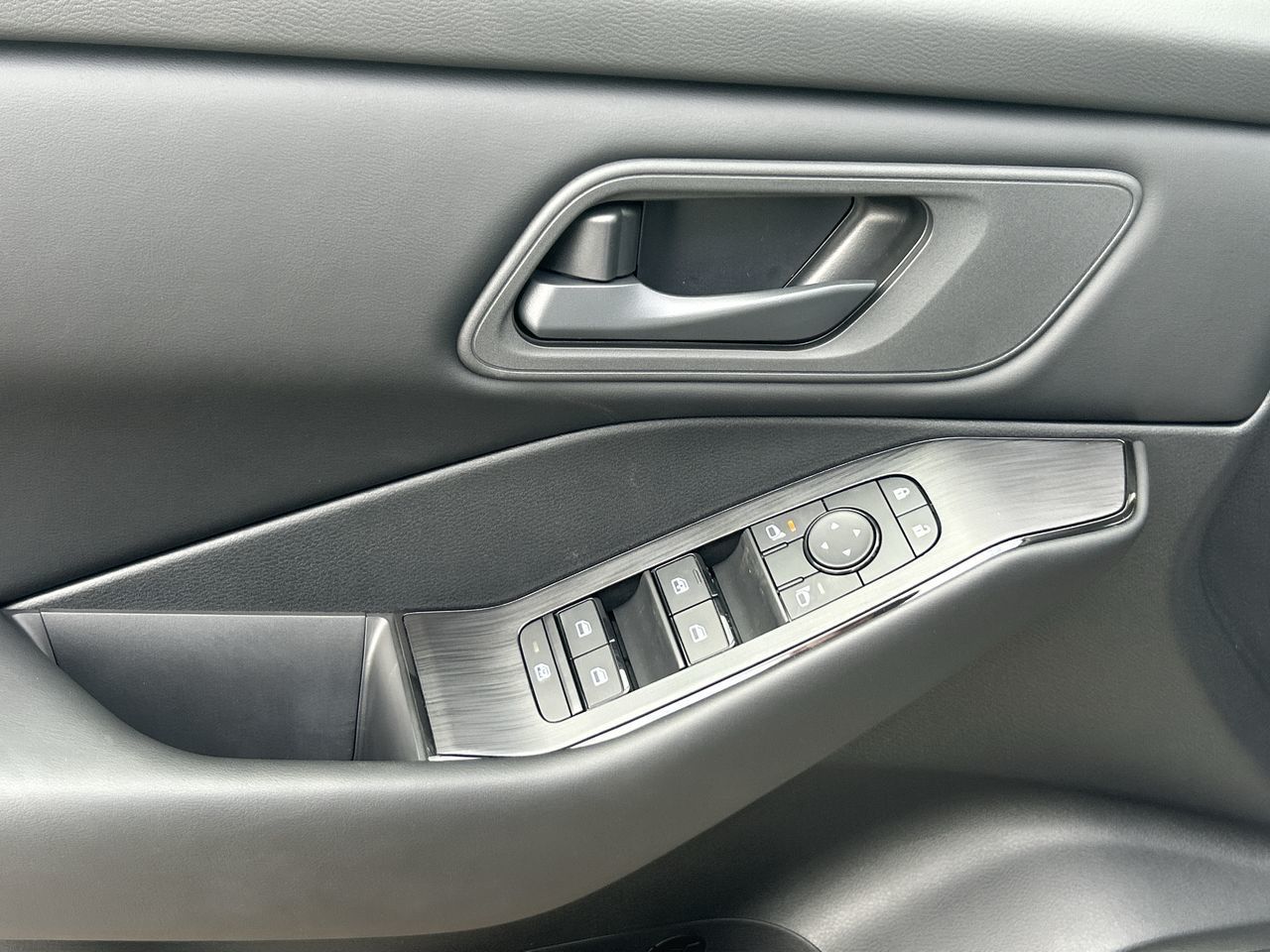 2025 Nissan Rogue in Mississauga, Ontario