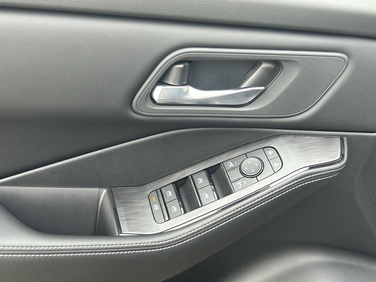 2025 Nissan Rogue in Mississauga, Ontario