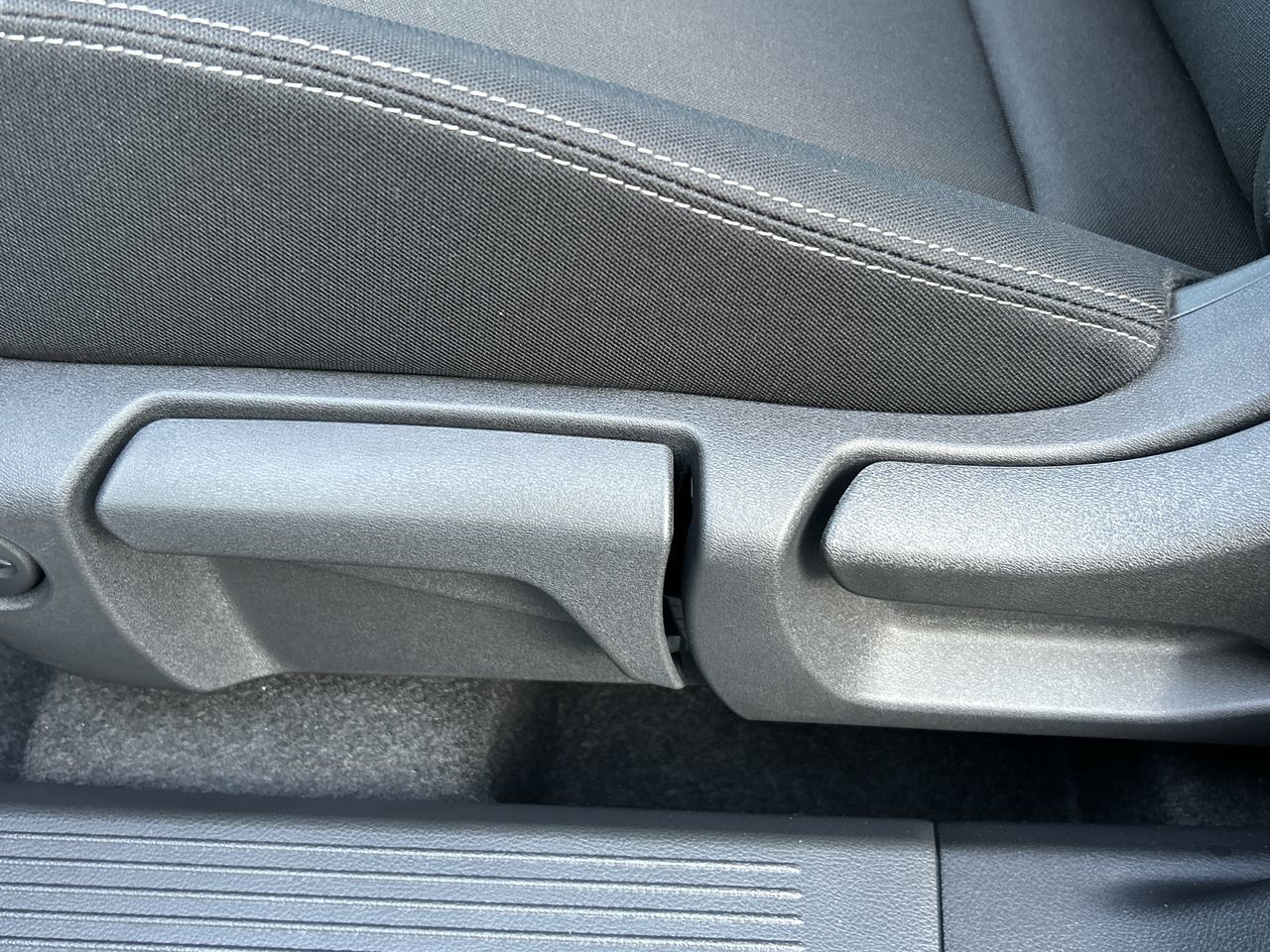2025 Nissan Rogue in Mississauga, Ontario