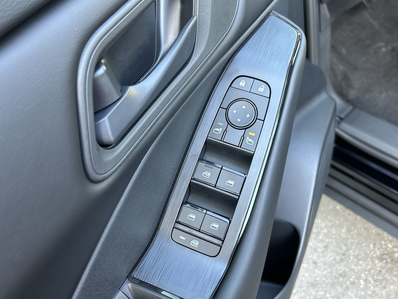 2025 Nissan Rogue in Mississauga, Ontario