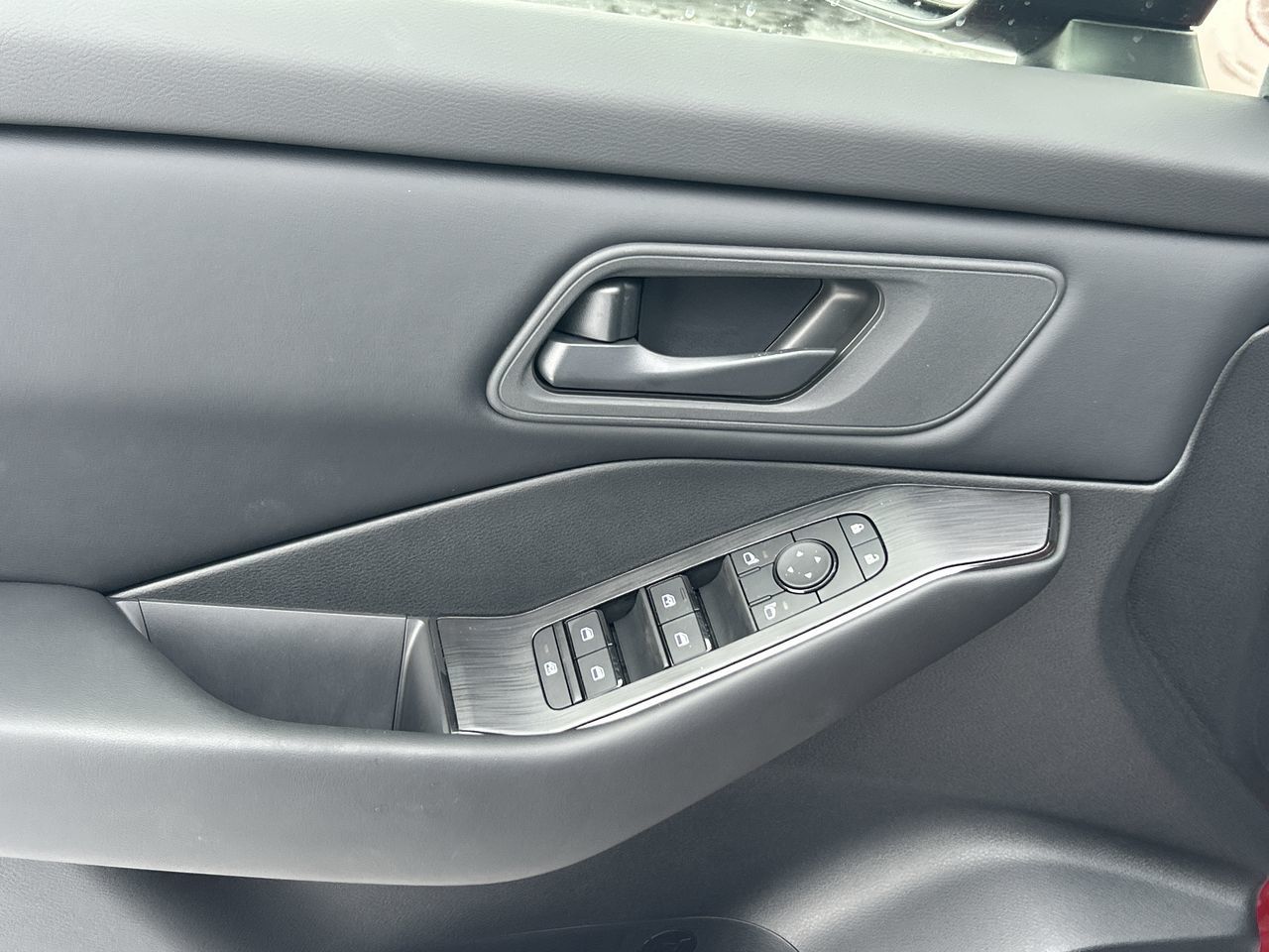 2025 Nissan Rogue in Mississauga, Ontario