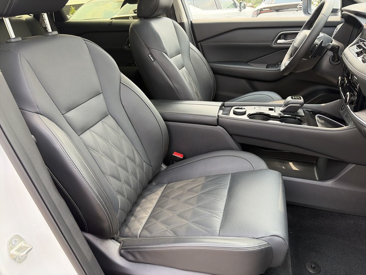 2025 Nissan Rogue in Mississauga, Ontario