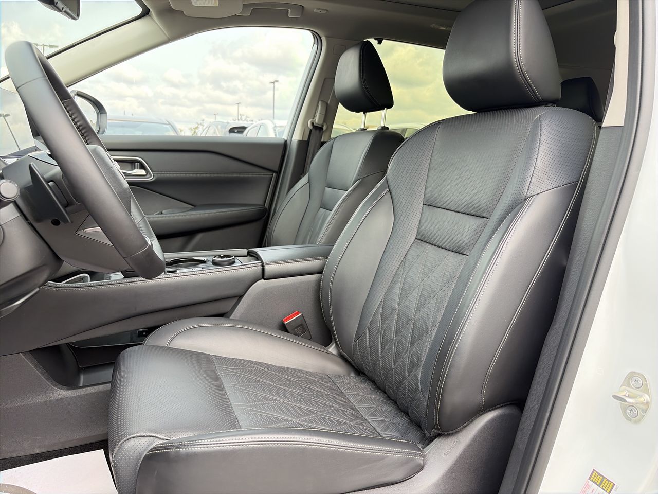 2025 Nissan Rogue in Mississauga, Ontario