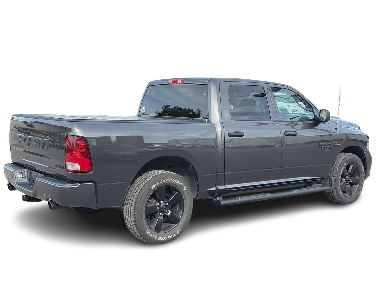 2022 Ram RAM 1500 Classic Crew Cab 4x4 (DS)