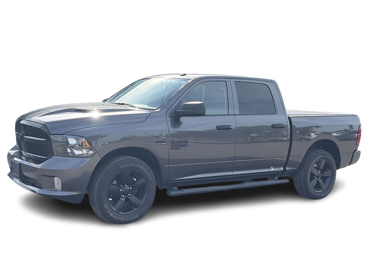 2022 Ram RAM 1500 Classic Crew Cab 4x4 (DS)