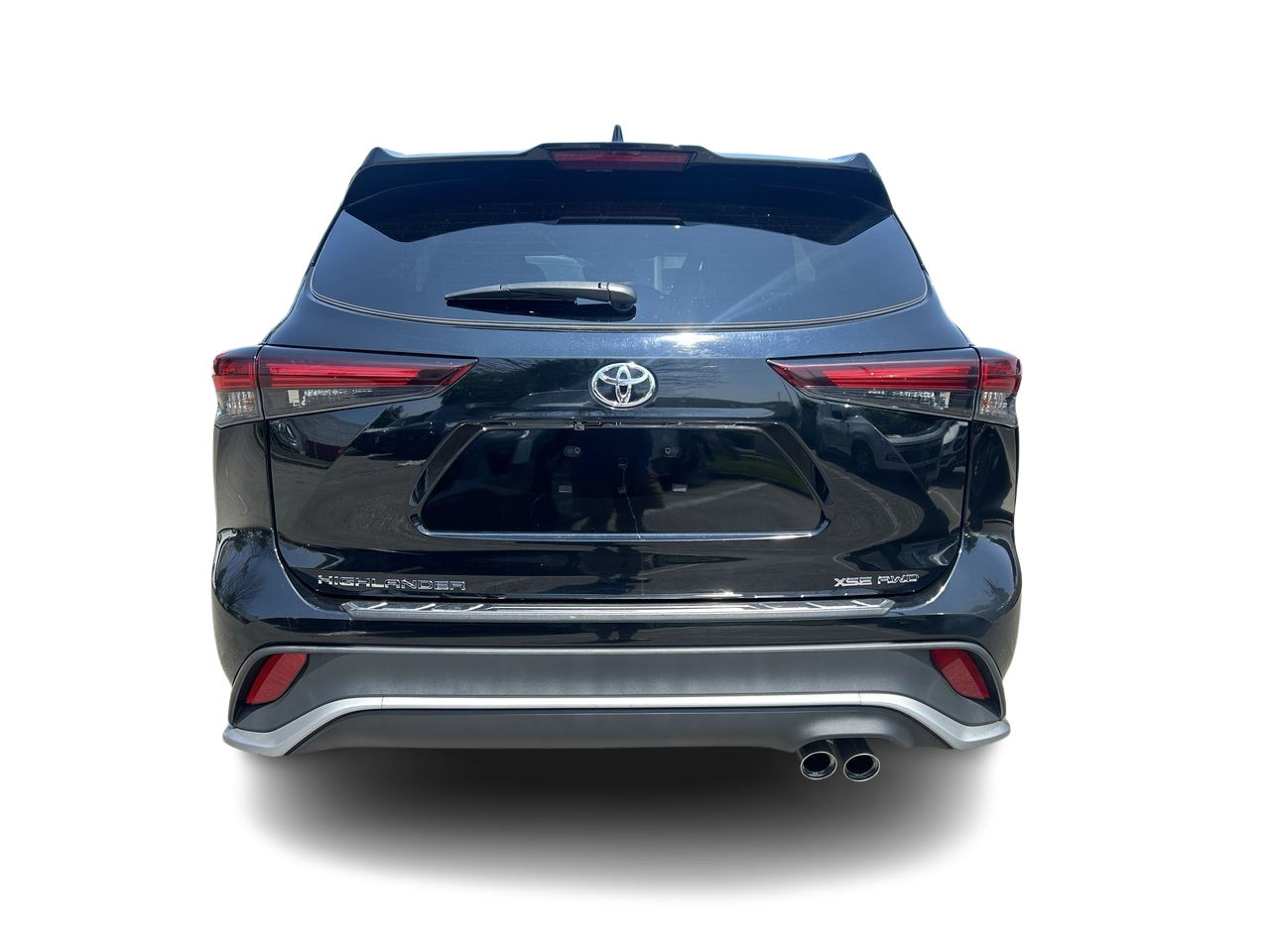 2024 Toyota Highlander in Mississauga, Ontario