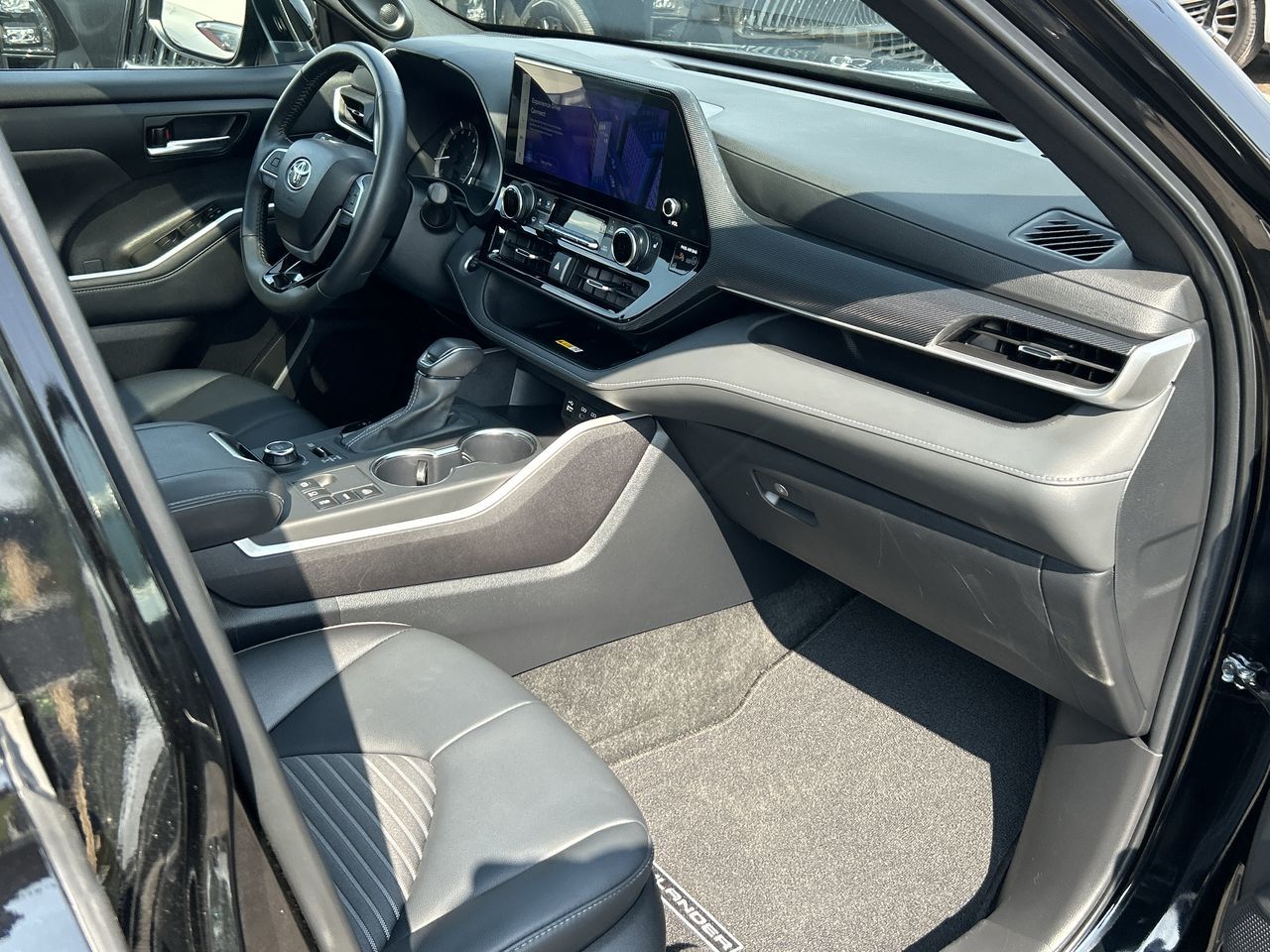 Toyota Highlander  2024 à Mississauga, Ontario