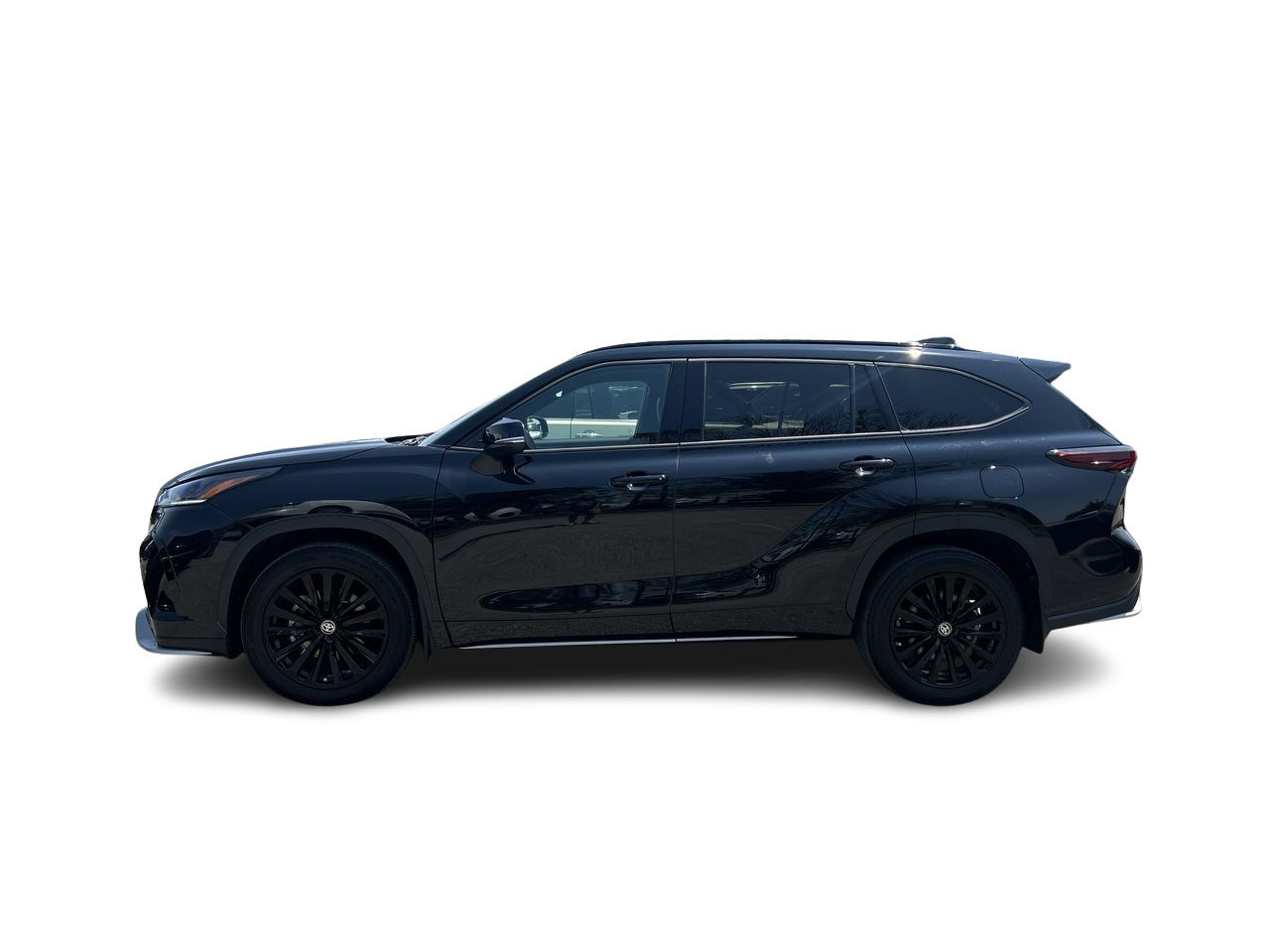 2024 Toyota Highlander in Mississauga, Ontario