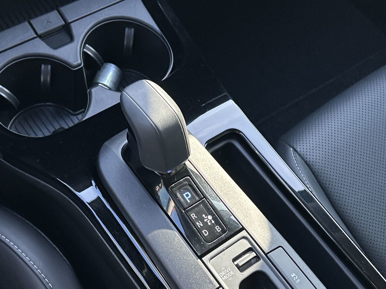 2024 Toyota Prius in Mississauga, Ontario