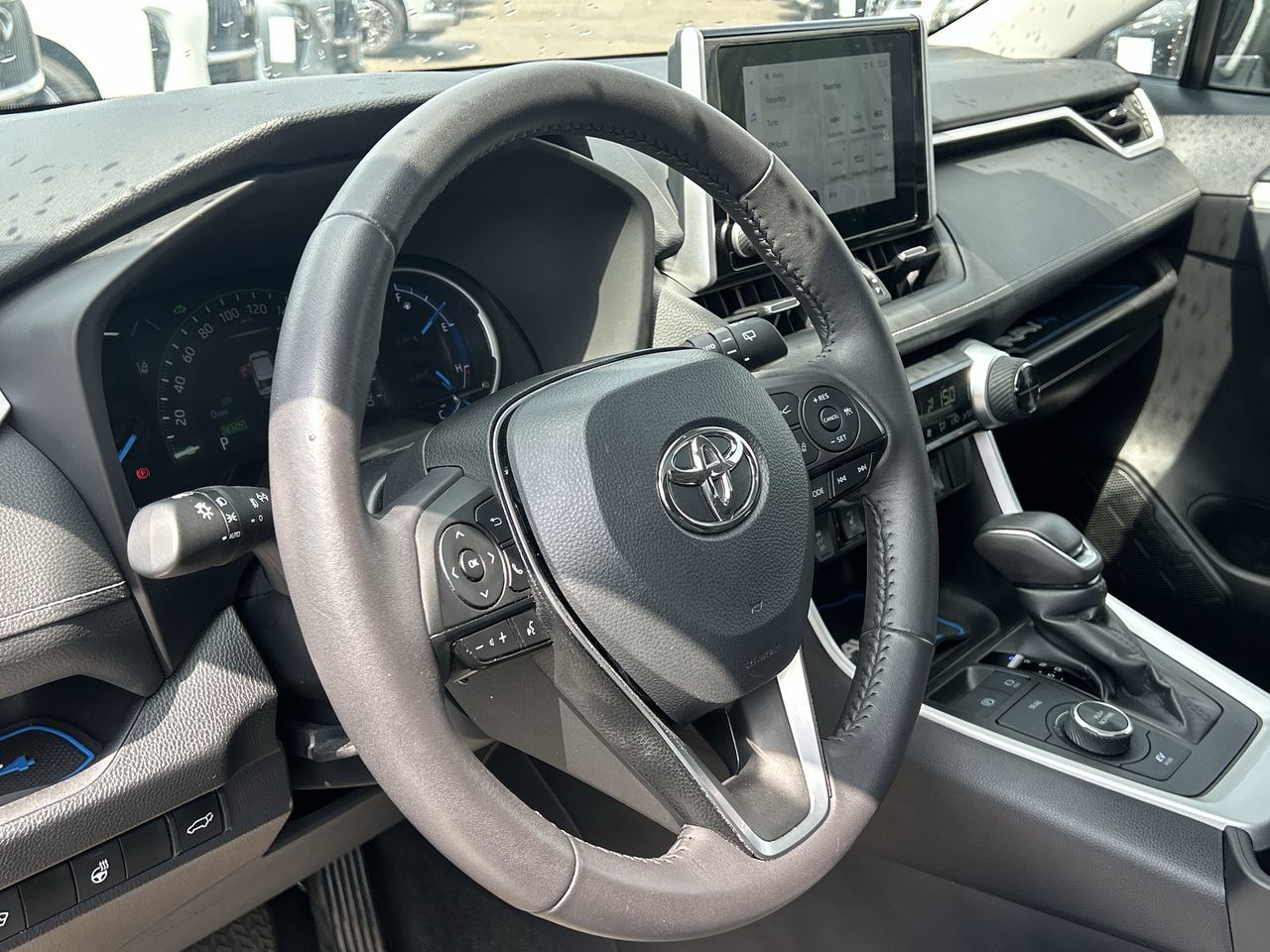 Toyota RAV4 Hybrid  2024 à Mississauga, Ontario
