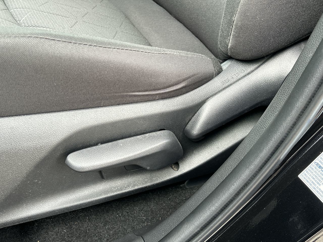 Toyota RAV4  2023 à Mississauga, Ontario