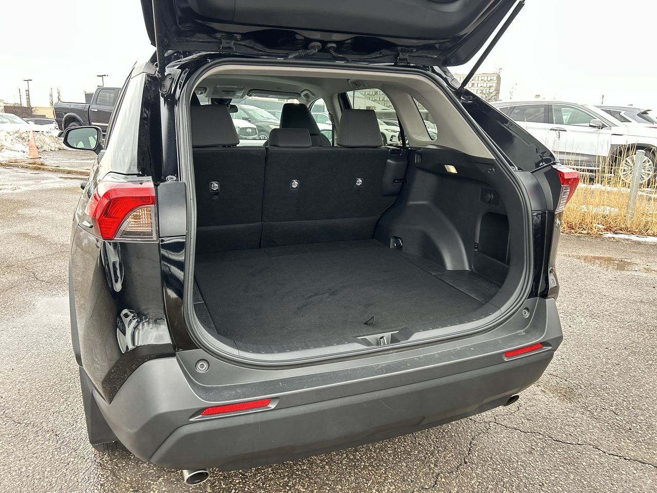 2023 Toyota RAV4 in Mississauga, Ontario