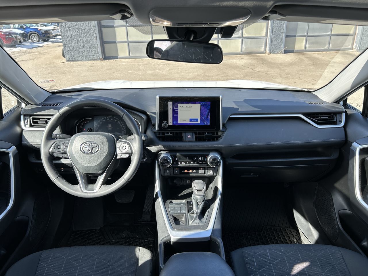 Toyota RAV4  2023 à Mississauga, Ontario