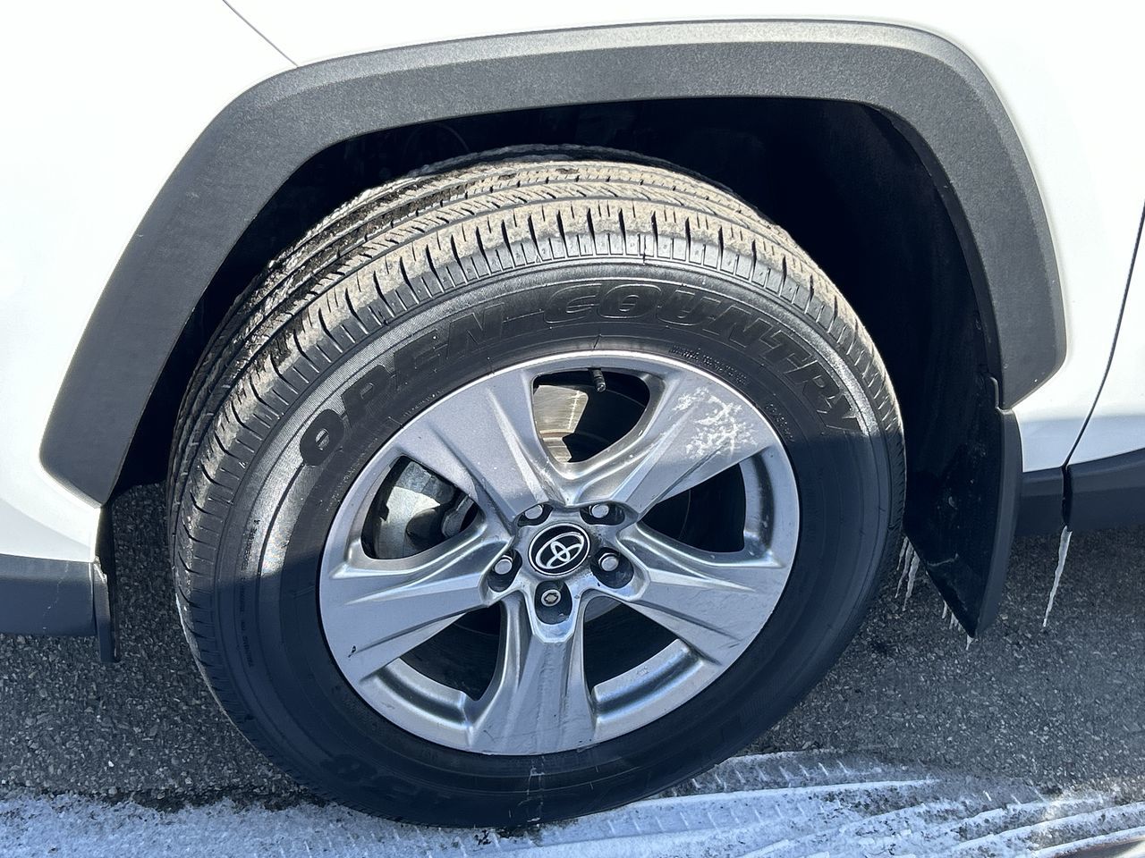 Toyota RAV4  2023 à Mississauga, Ontario