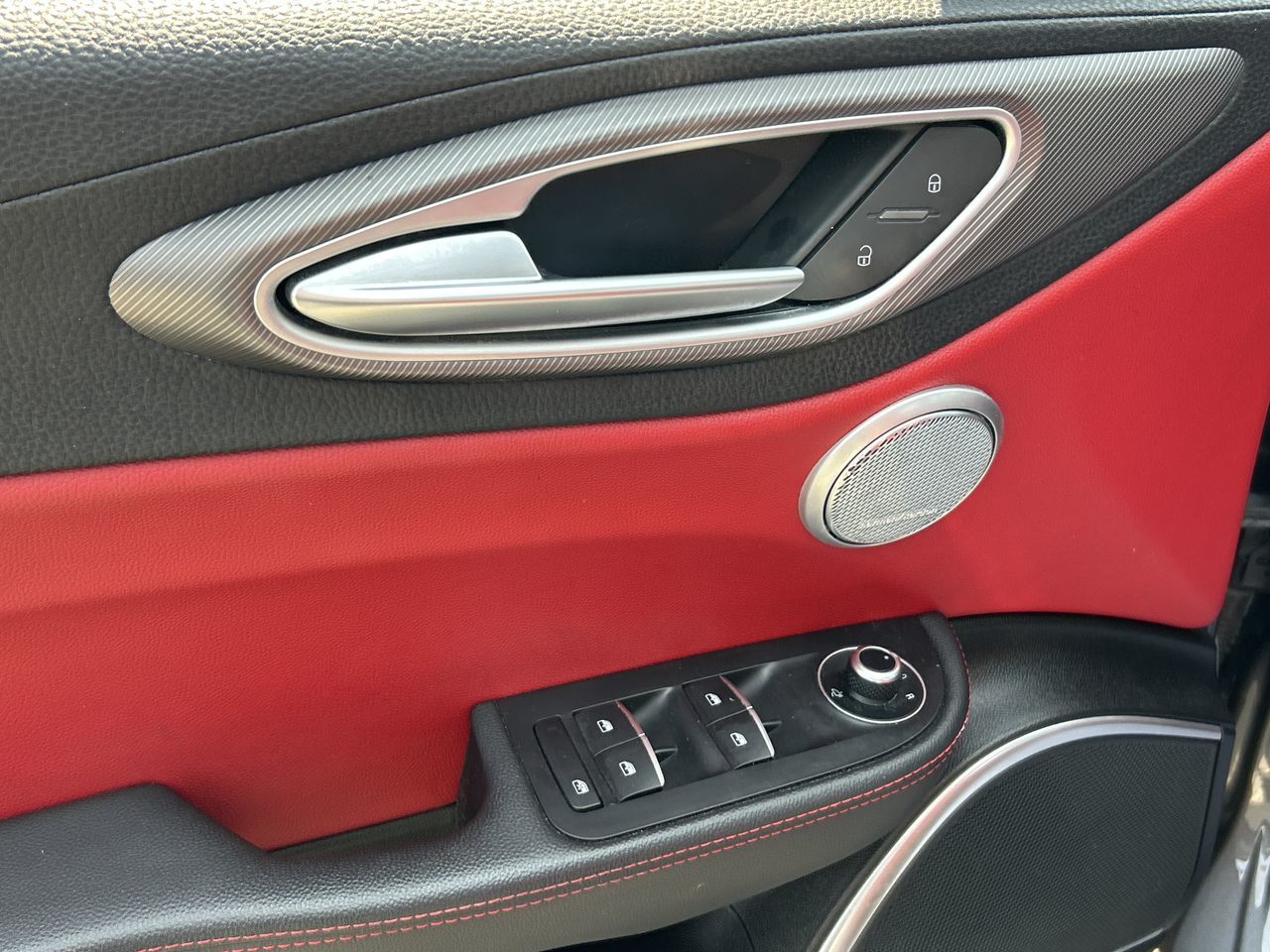 2018 Alfa Romeo GIULIA in Mississauga, Ontario