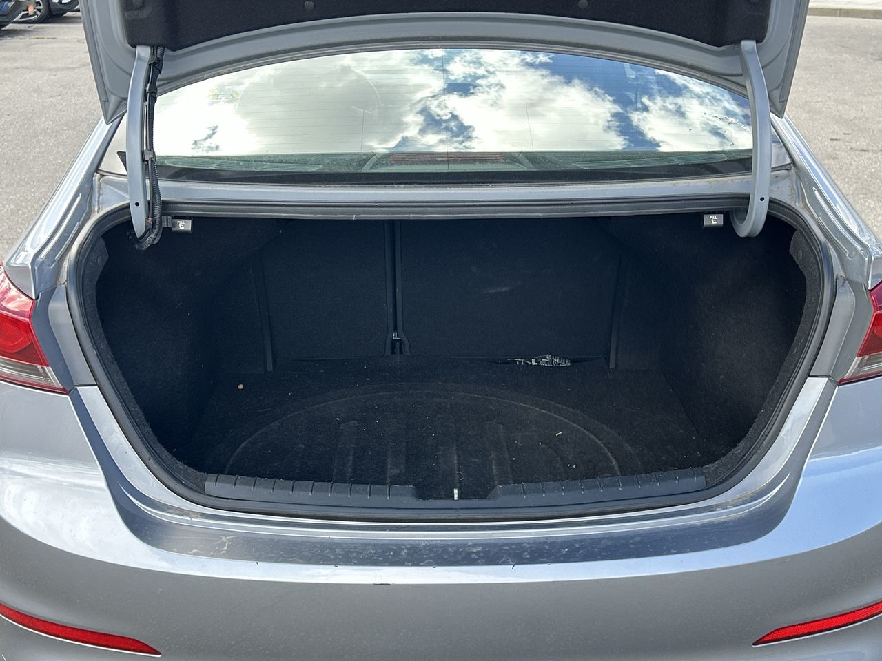 2017 Hyundai Elantra Sedan in Mississauga, Ontario