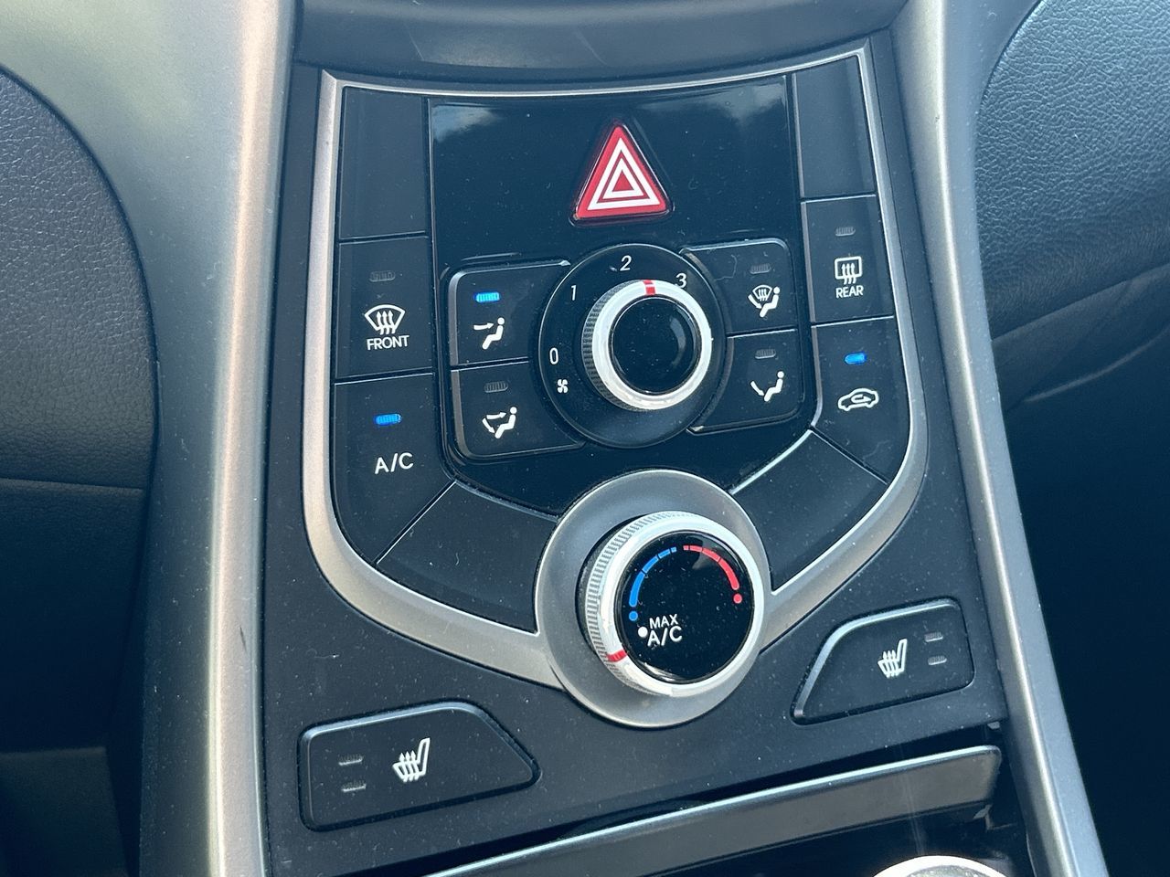 2015 Hyundai Elantra in Mississauga, Ontario