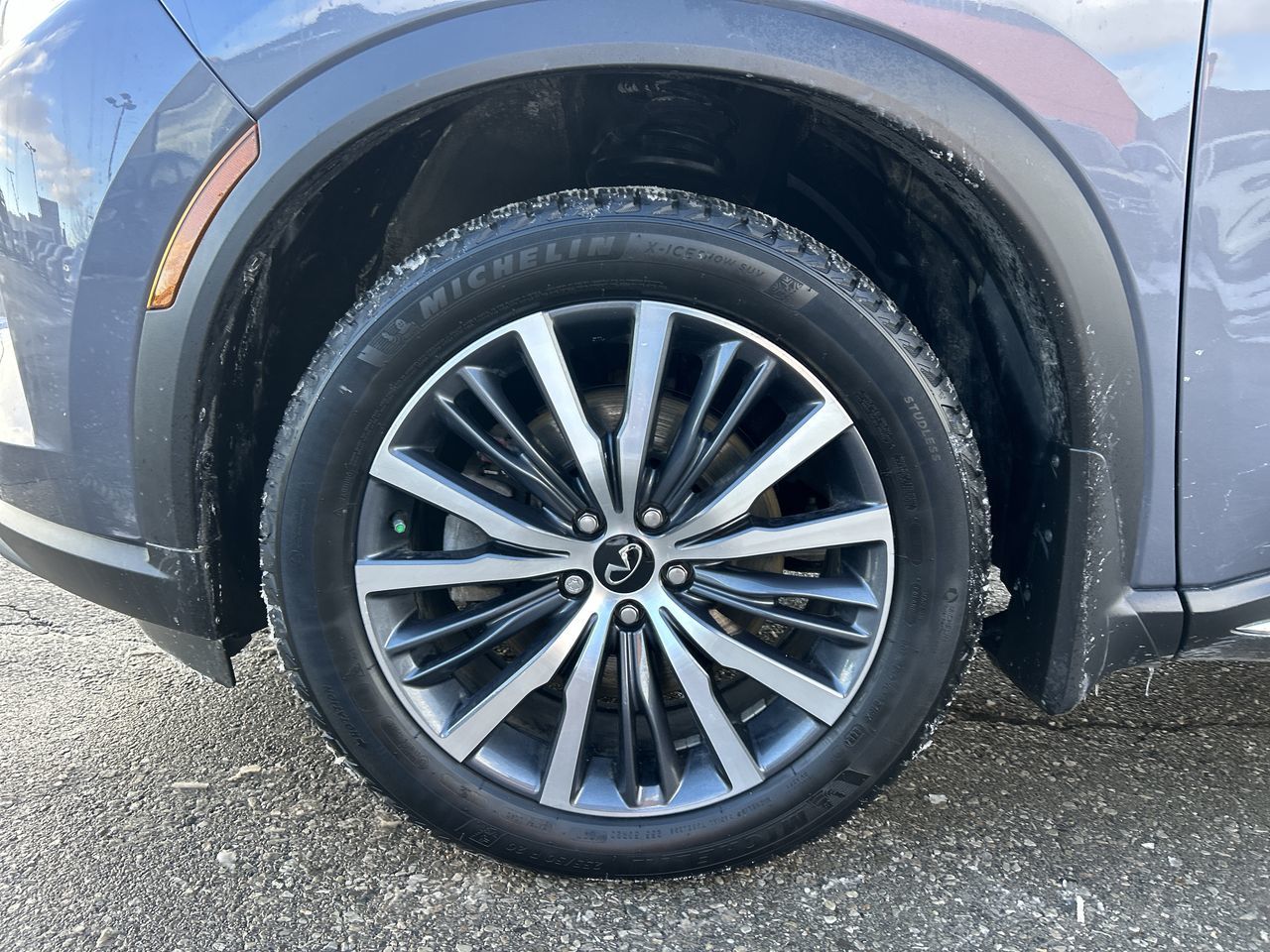 2023 Infiniti QX60 in Mississauga, Ontario