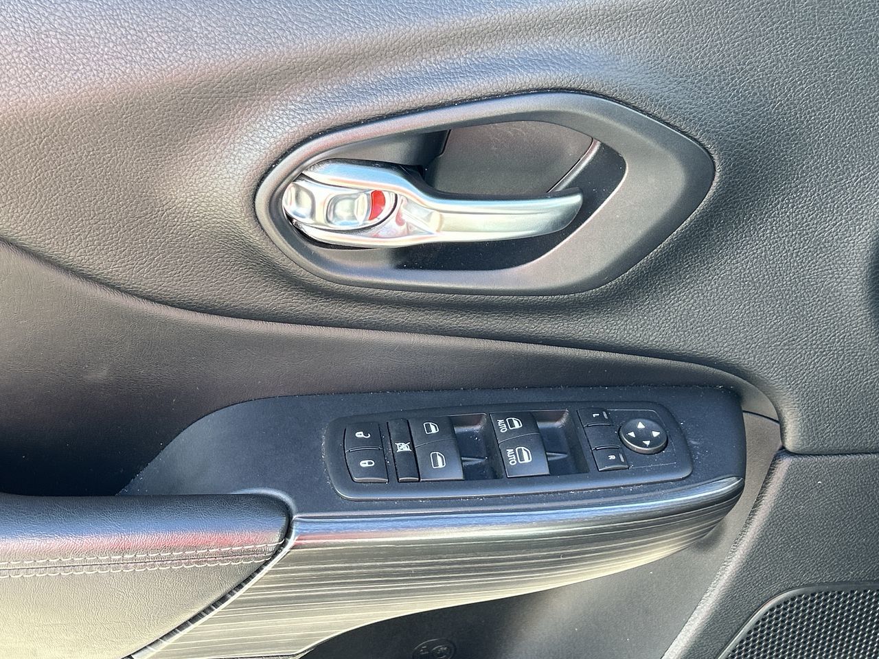 2017 Jeep Cherokee in Mississauga, Ontario