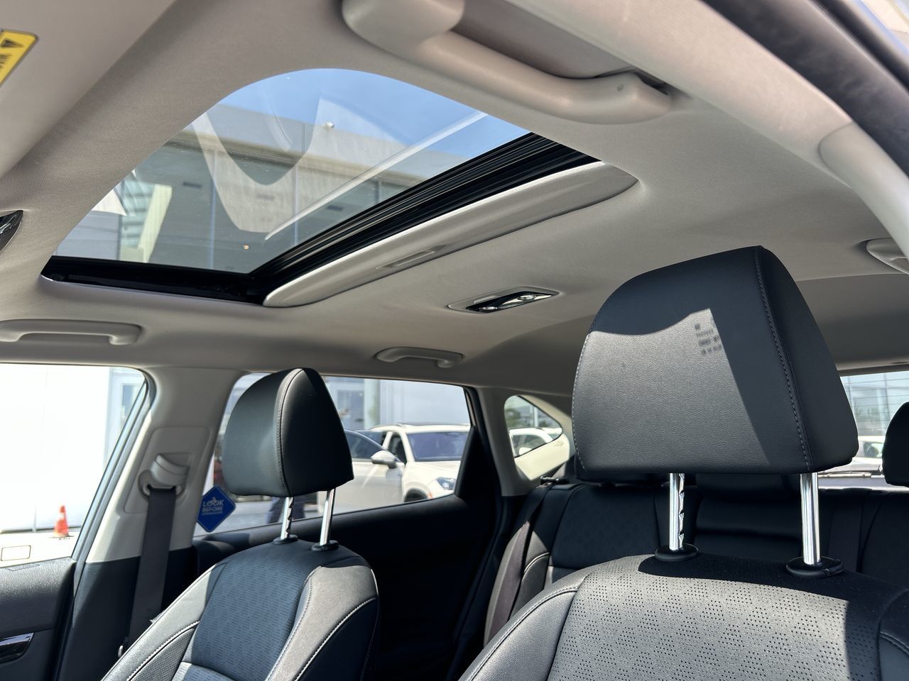 Kia Seltos  2023 à Mississauga, Ontario