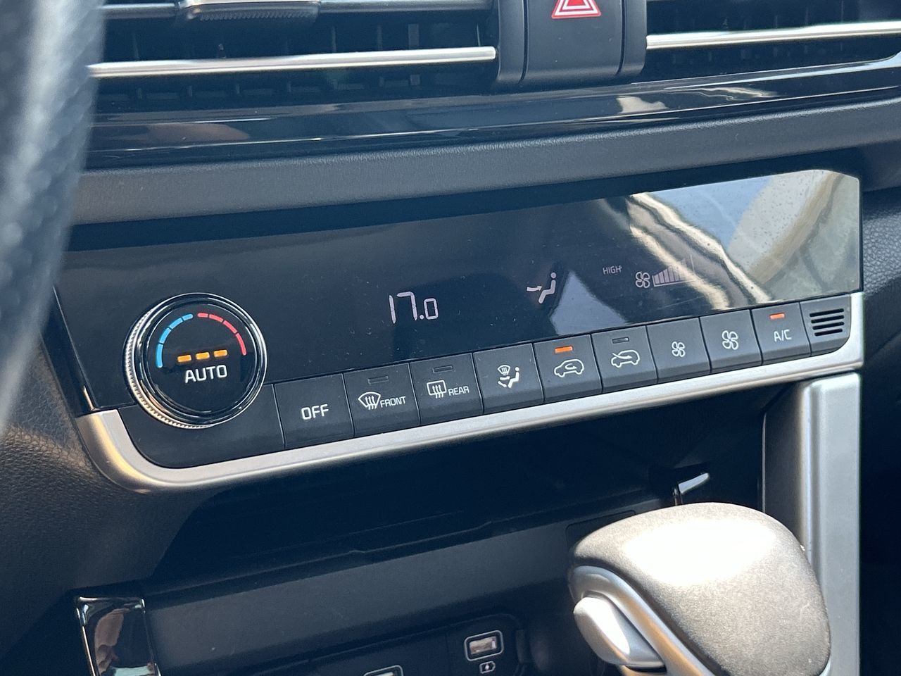 Kia Seltos  2023 à Mississauga, Ontario