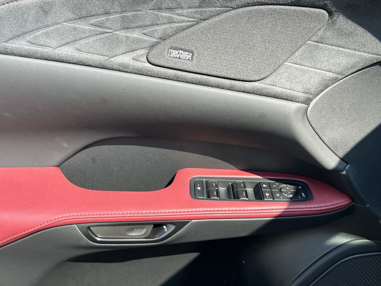 2023 Lexus RXH in Mississauga, Ontario