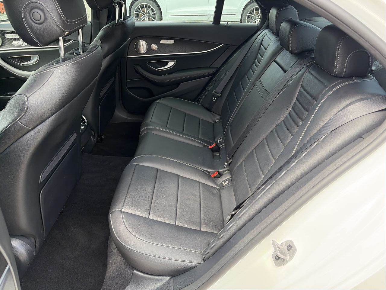 Mercedes-Benz E350  2023 à Mississauga, Ontario