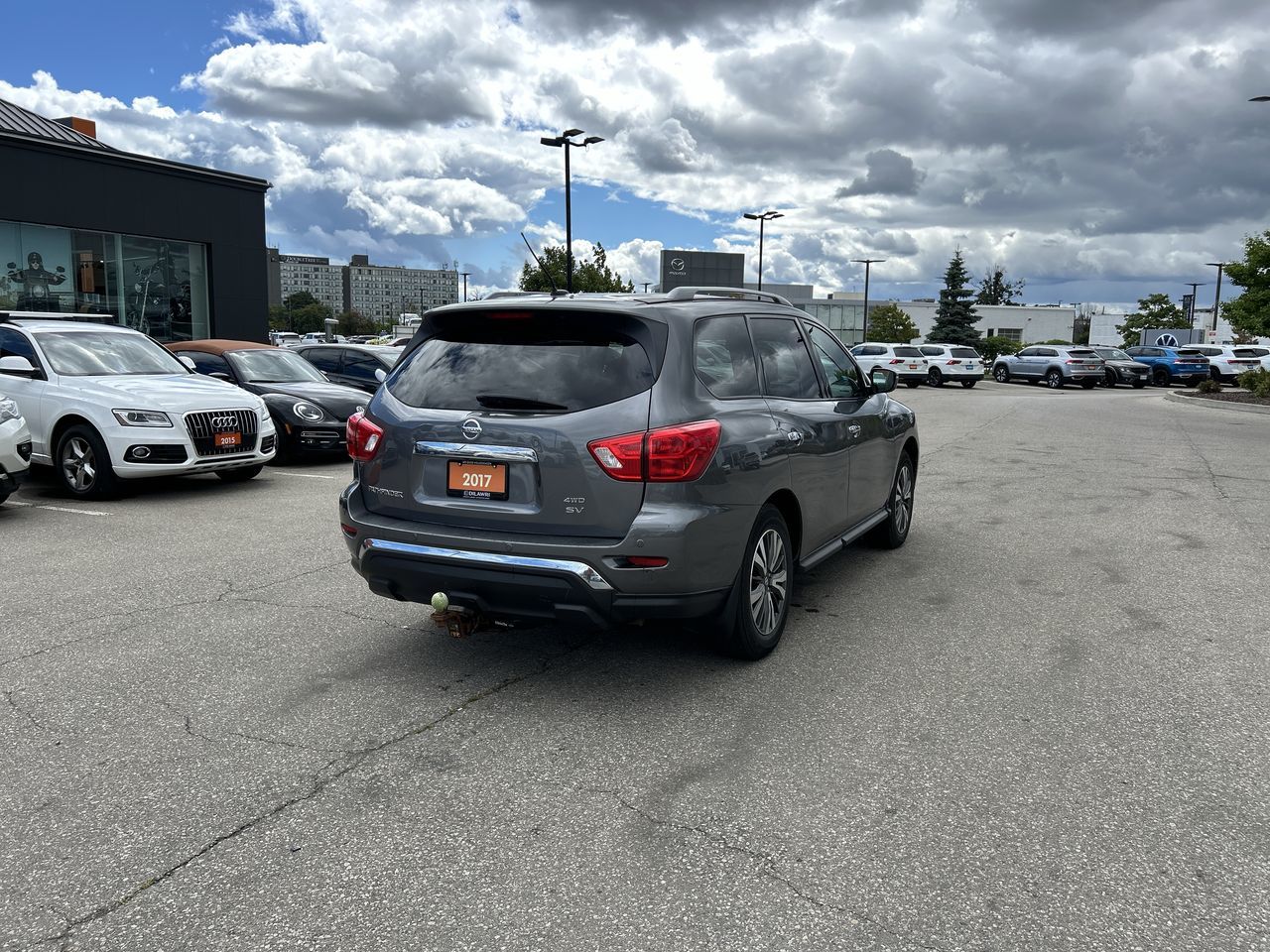 2017 Nissan Pathfinder in Mississauga, Ontario