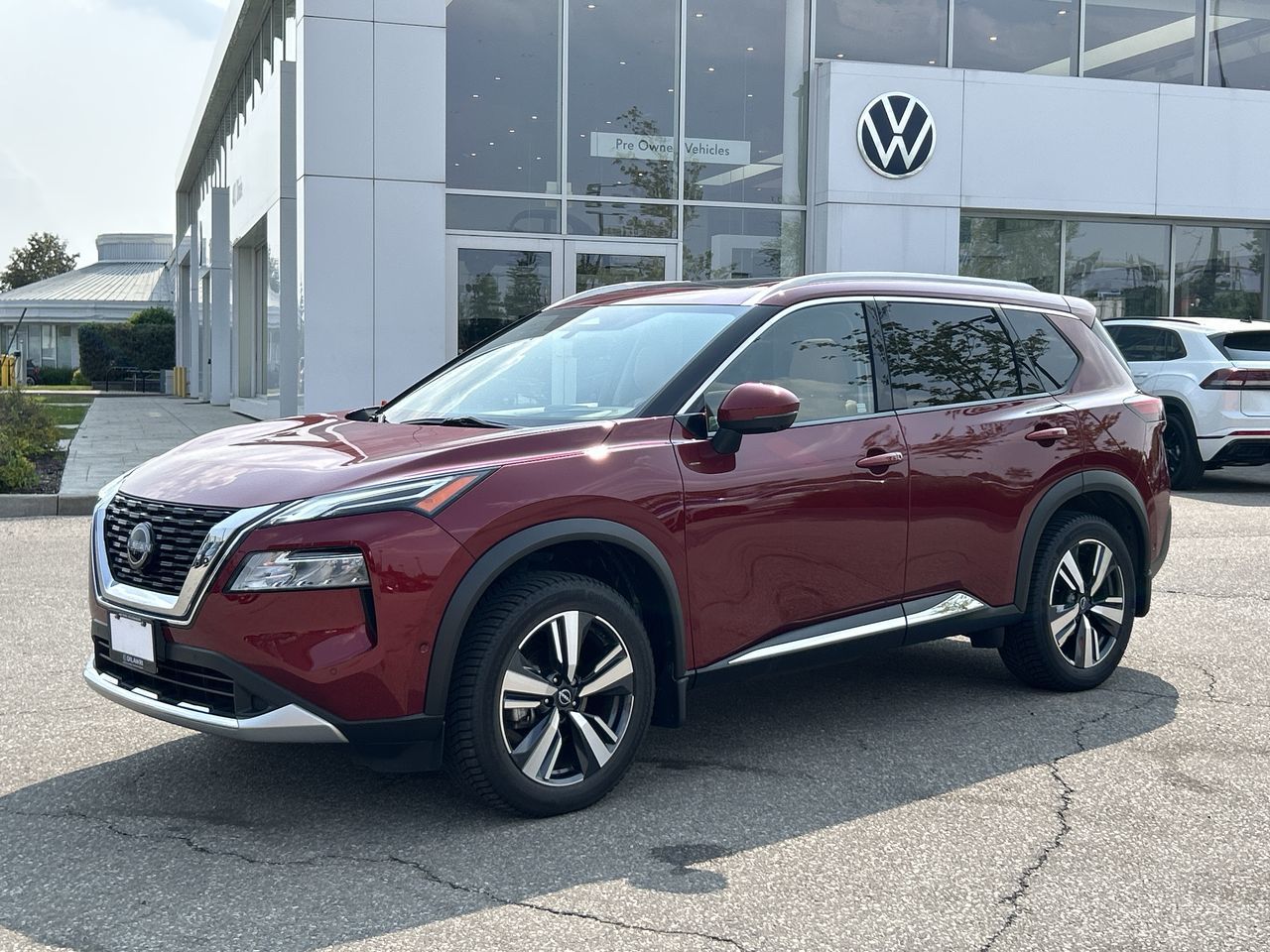 2023 Nissan Rogue in Mississauga, Ontario