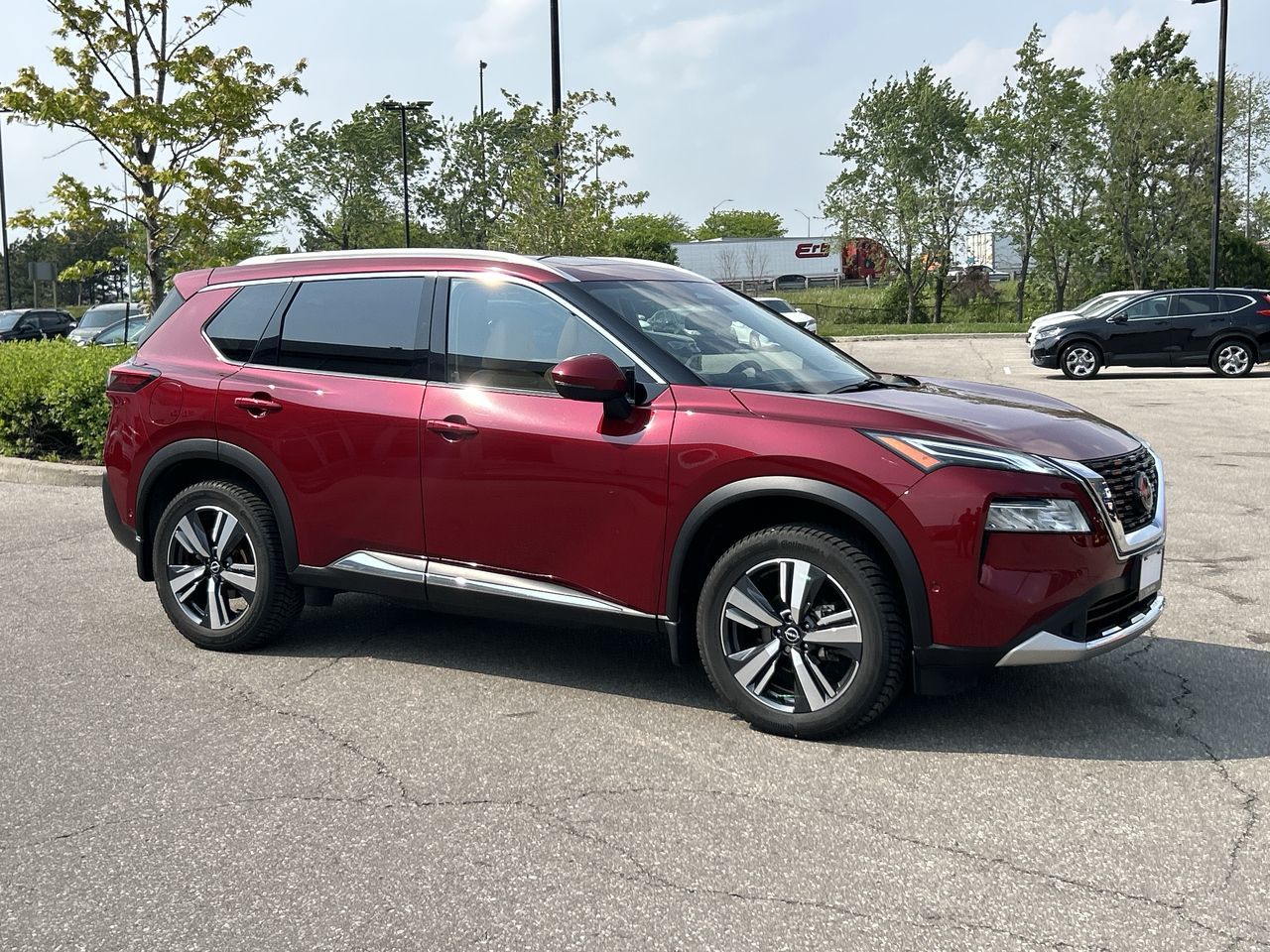 2023 Nissan Rogue in Mississauga, Ontario