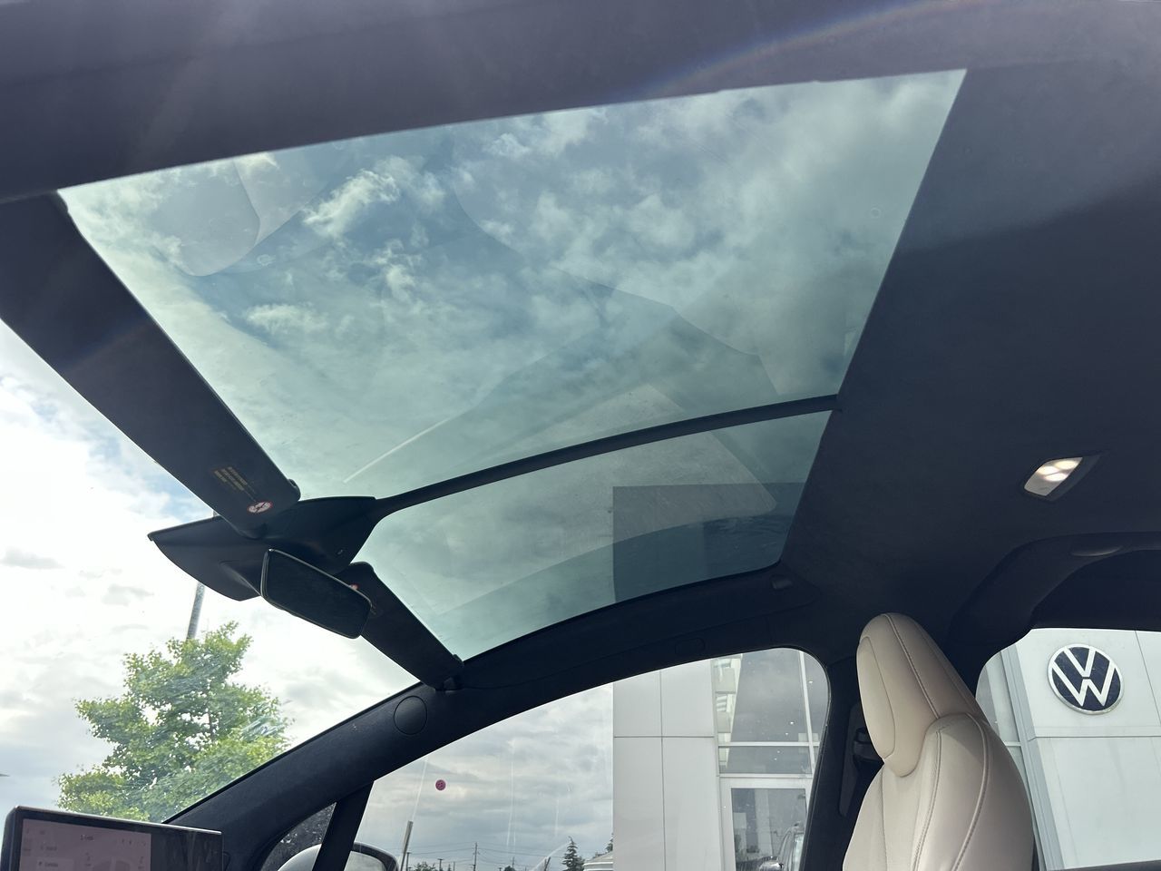 2022 Tesla Model X in Mississauga, Ontario