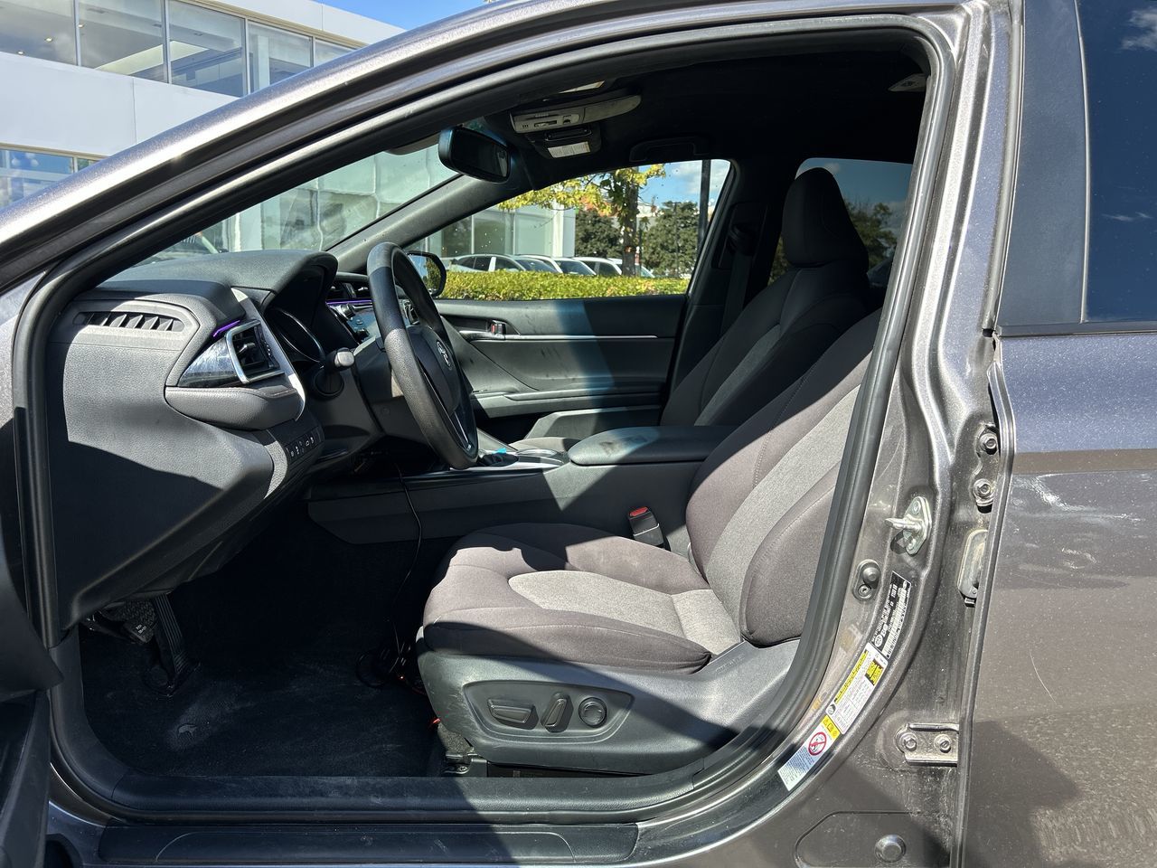 2018 Toyota Camry in Mississauga, Ontario