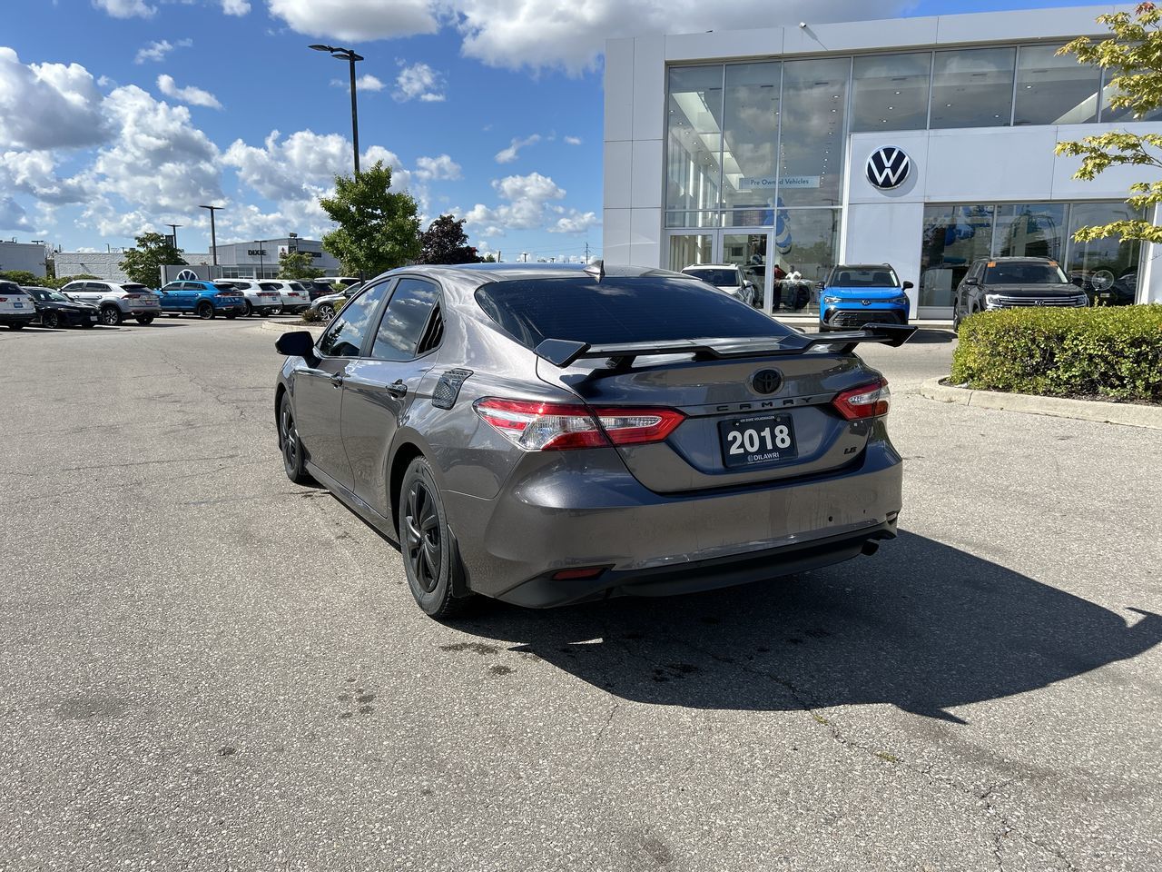 2018 Toyota Camry in Mississauga, Ontario