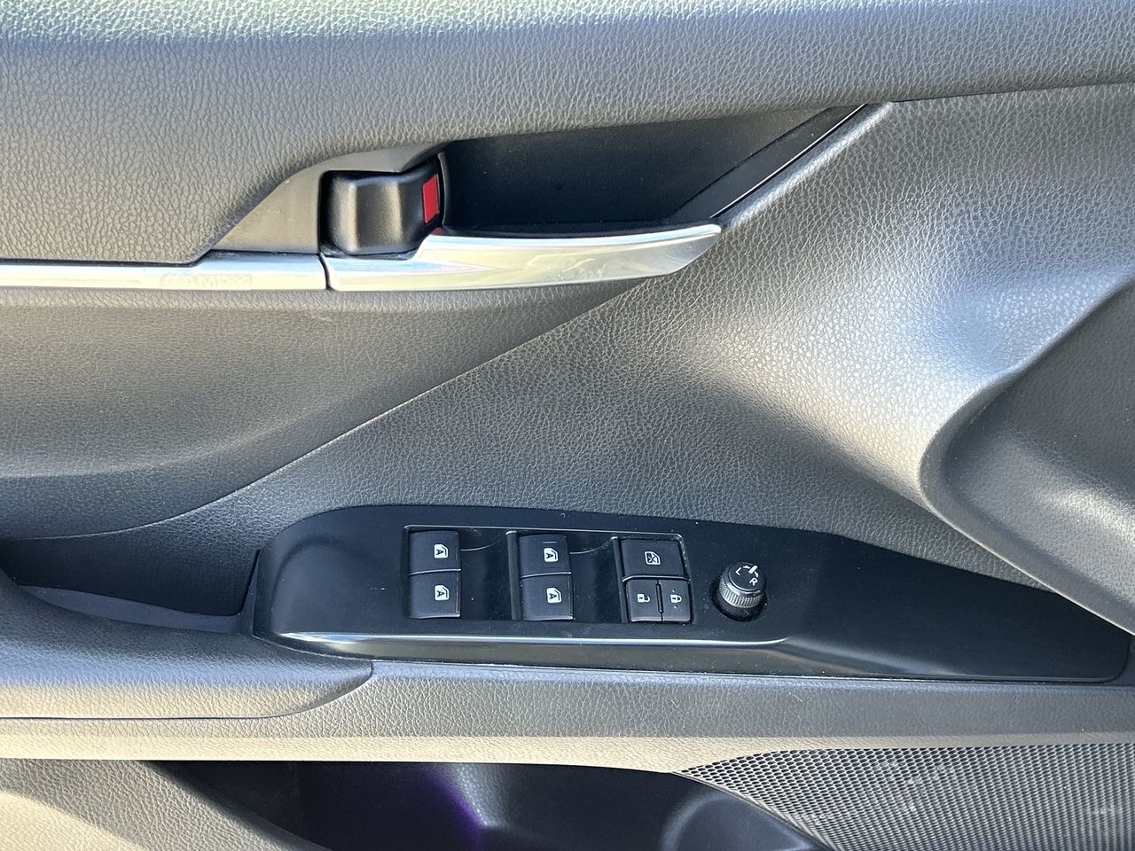 2018 Toyota Camry in Mississauga, Ontario