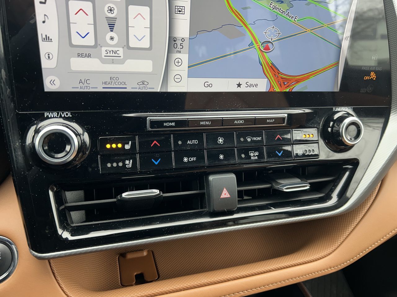 2022 Toyota Highlander in Mississauga, Ontario