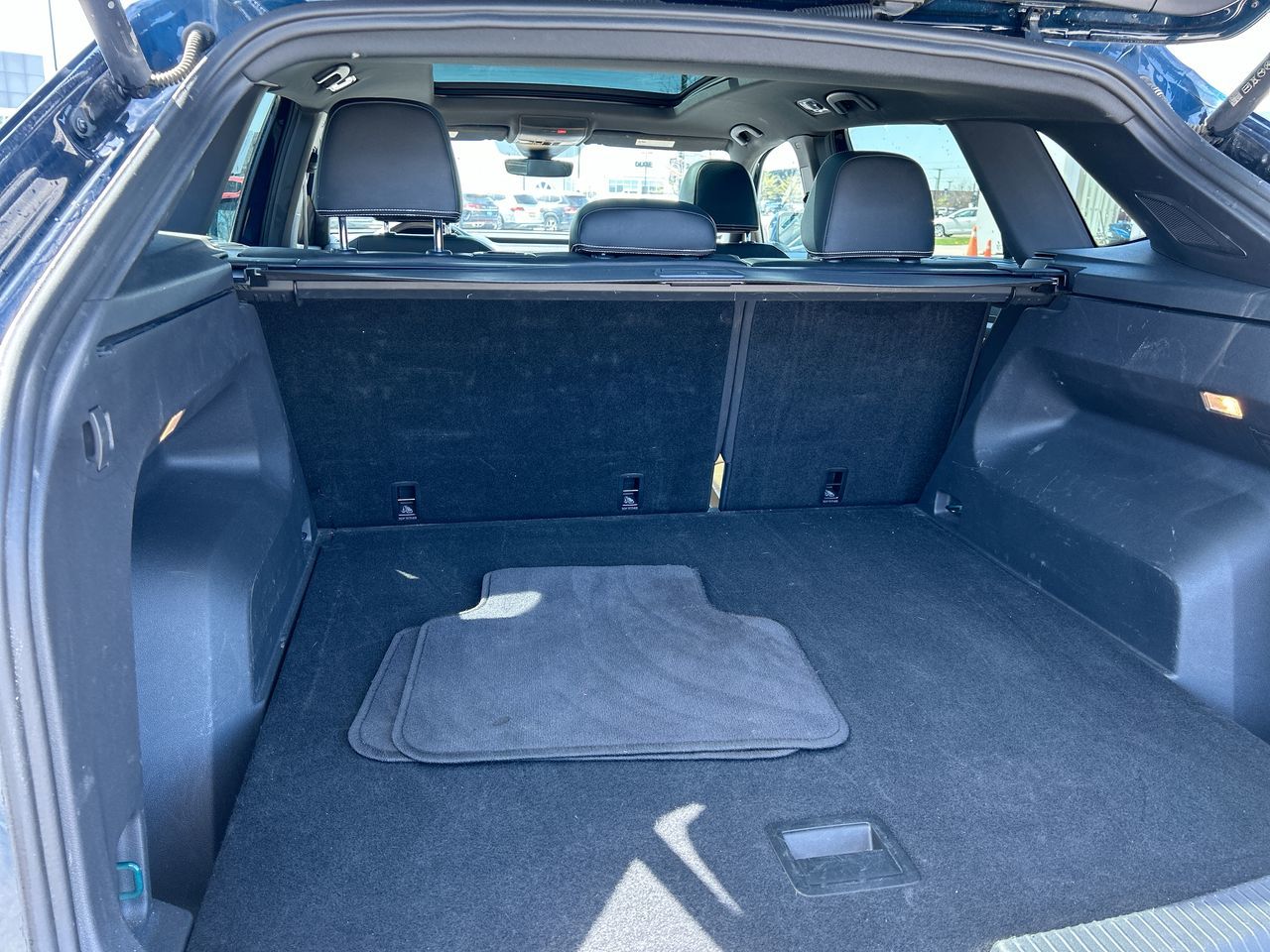 2023 Volkswagen Atlas Cross Sport in Mississauga, Ontario