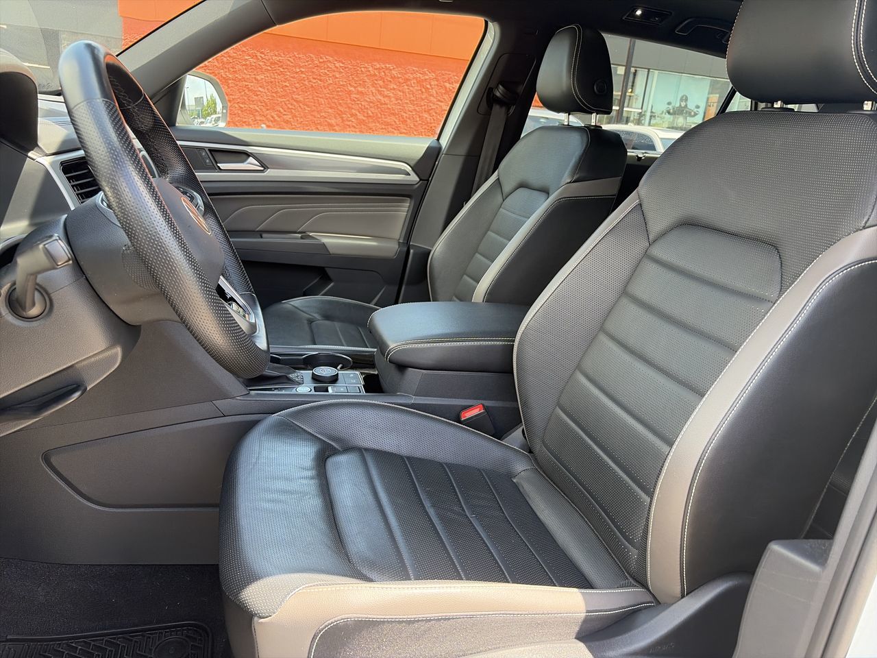 Volkswagen Atlas Cross Sport  2023 à Mississauga, Ontario