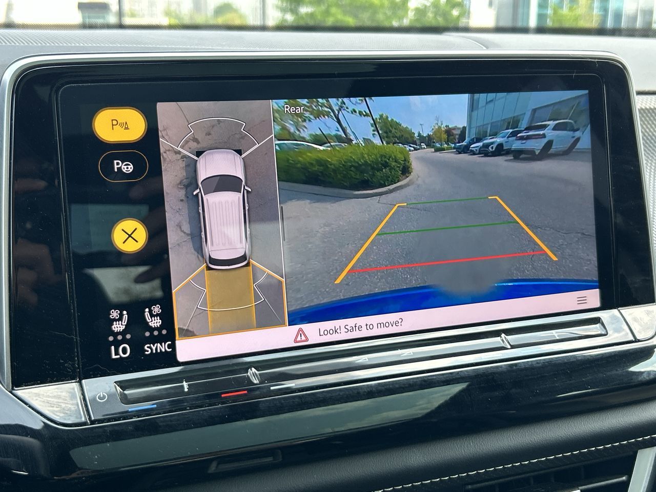 Volkswagen Atlas Cross Sport  2024 à Mississauga, Ontario