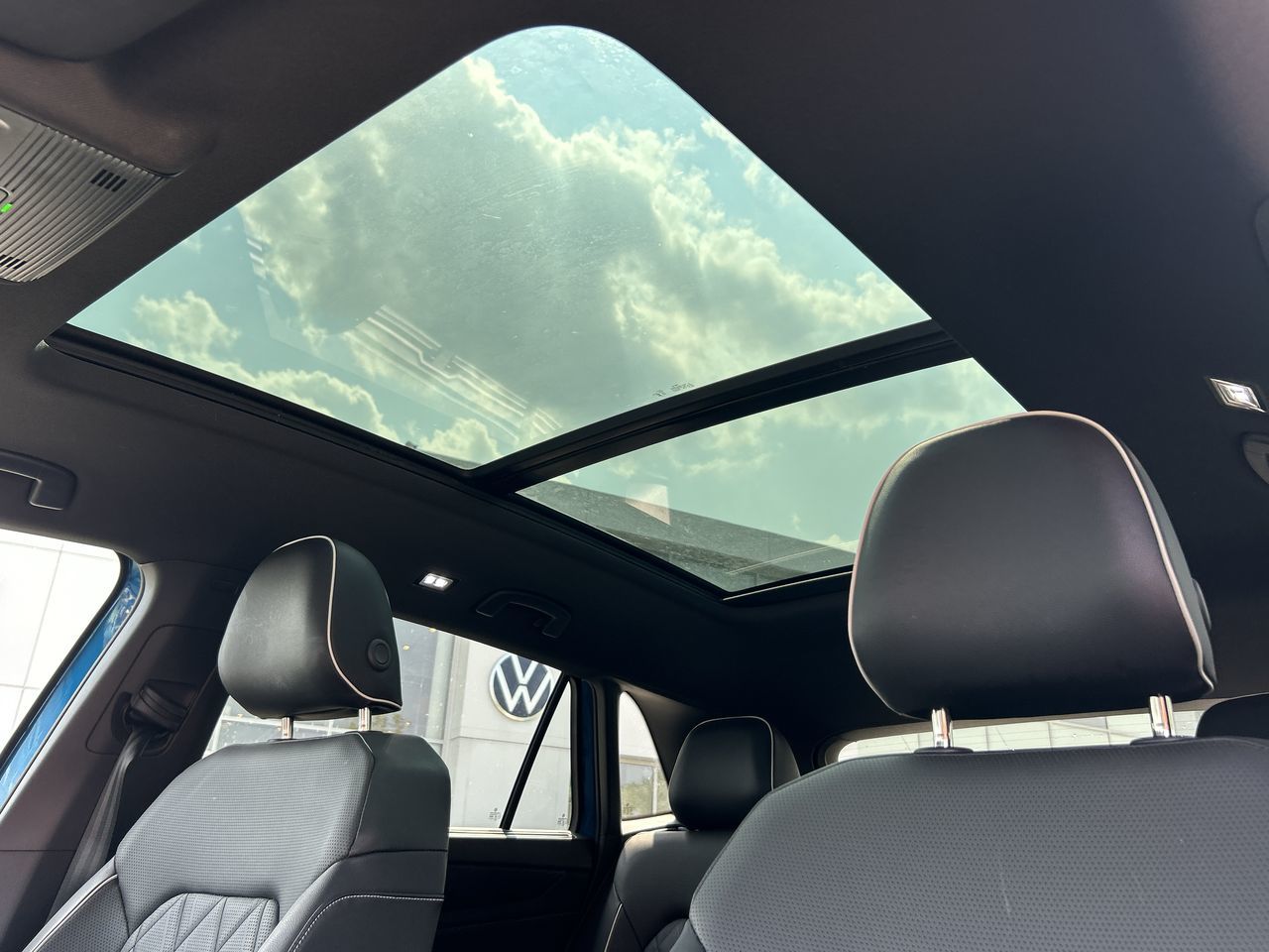 Volkswagen Atlas Cross Sport  2024 à Mississauga, Ontario