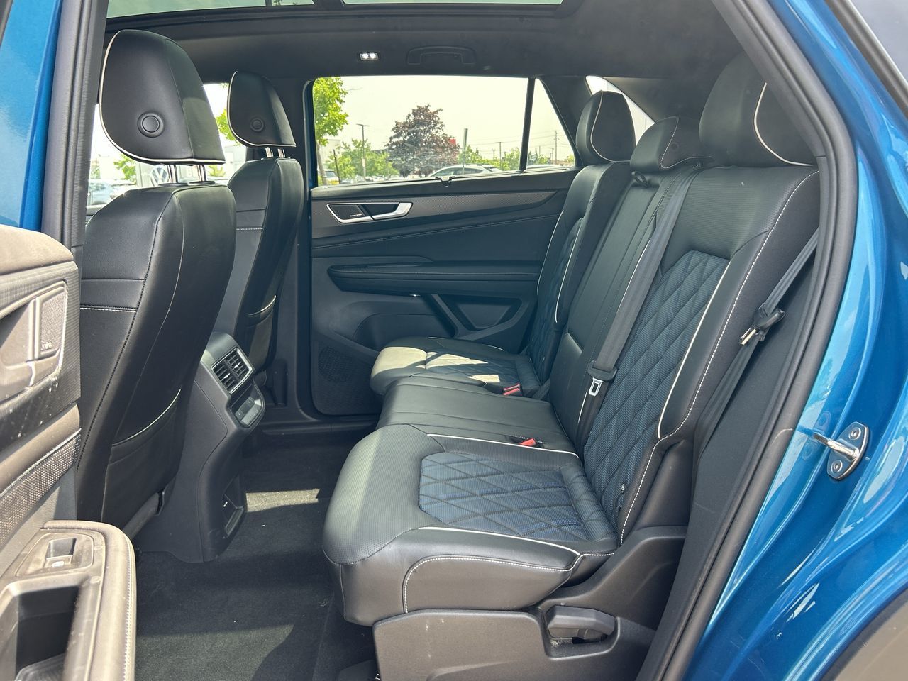 Volkswagen Atlas Cross Sport  2024 à Mississauga, Ontario