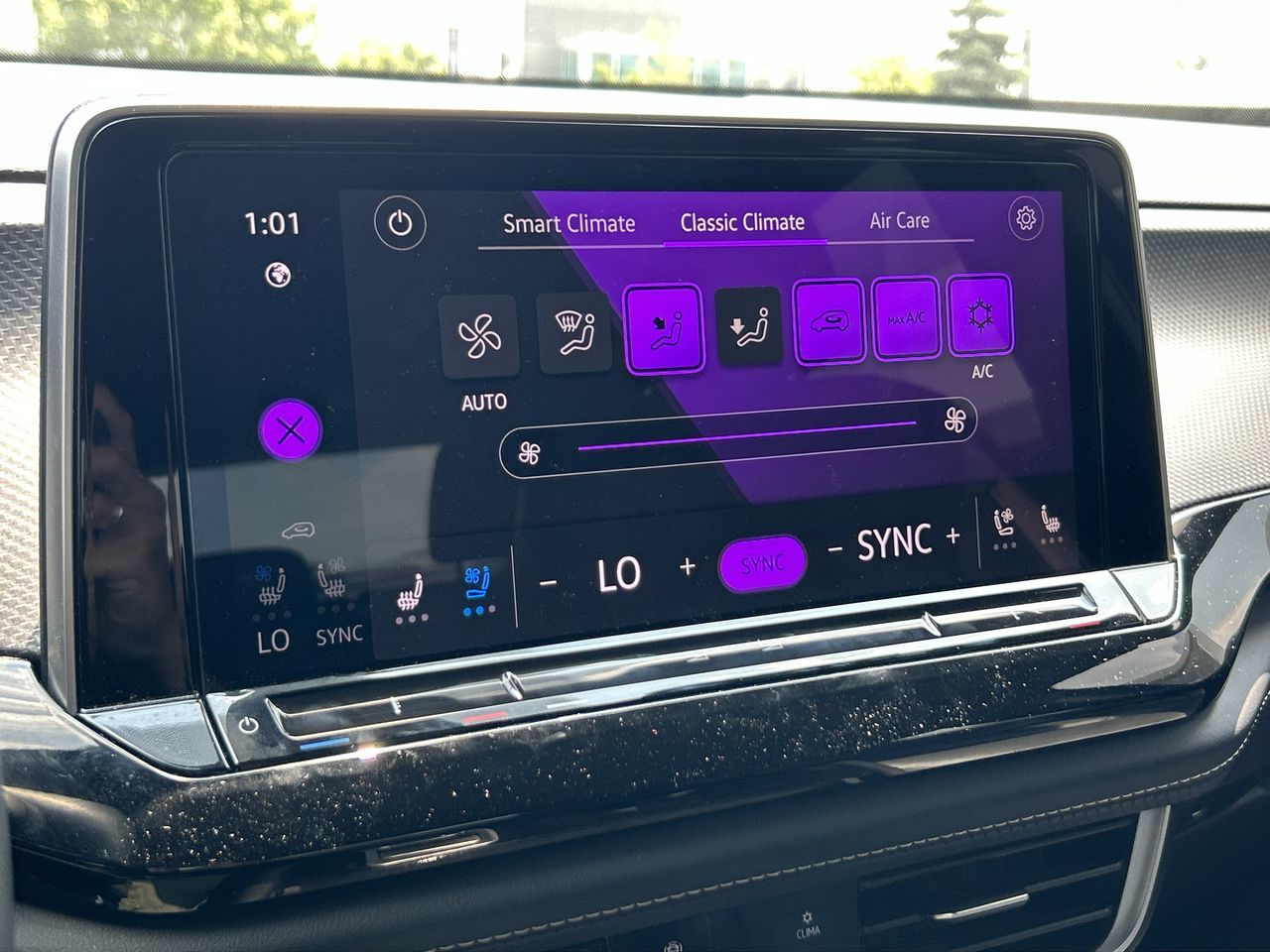 2024 Volkswagen Atlas Cross Sport in Mississauga, Ontario