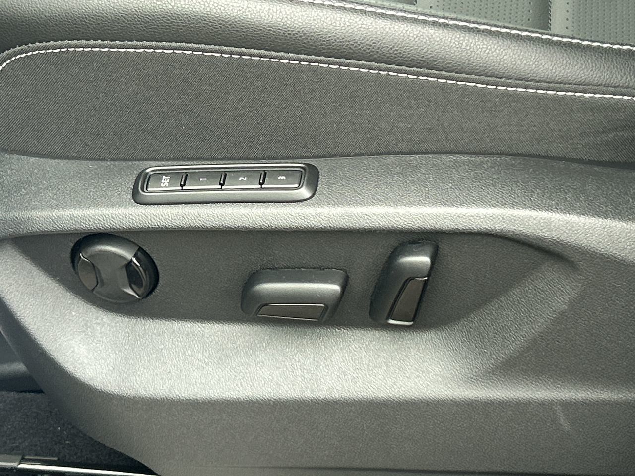 Volkswagen Atlas Cross Sport  2024 à Mississauga, Ontario