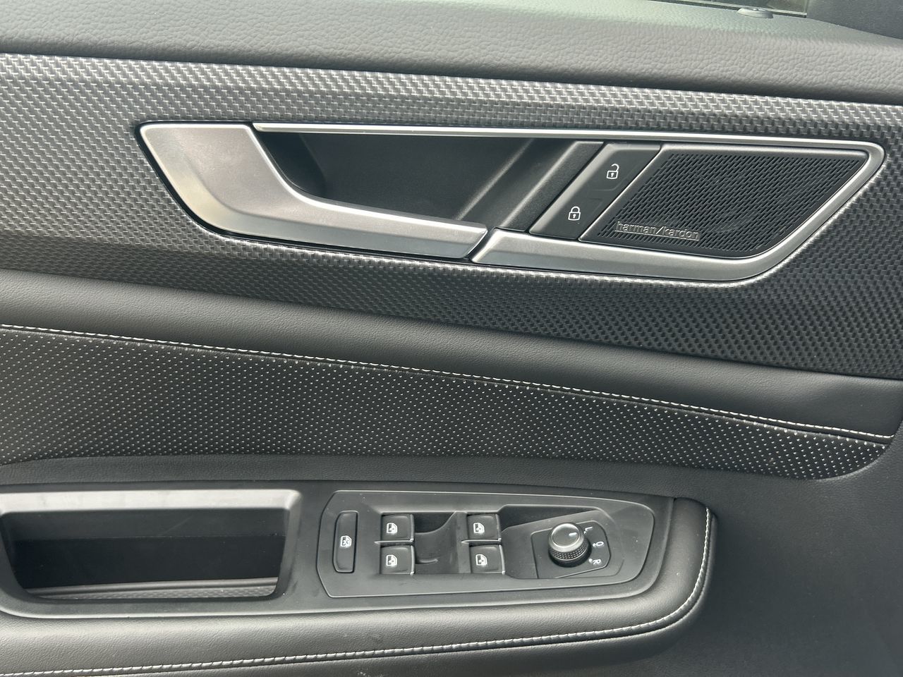 Volkswagen Atlas Cross Sport  2024 à Mississauga, Ontario