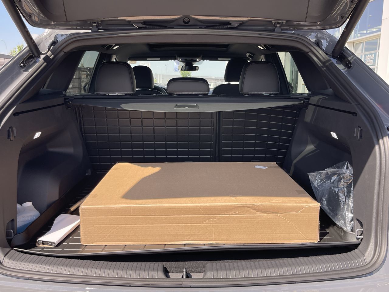2025 Volkswagen Atlas Cross Sport in Mississauga, Ontario